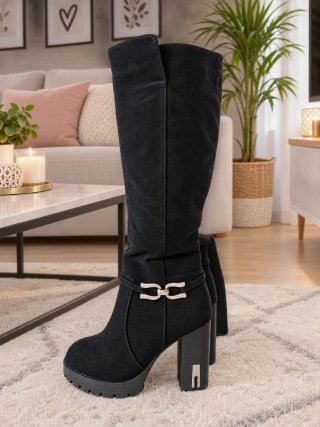 Botas Altas Negras con Tacón