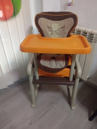 Trona Jané desmontable en silla+mesa (6m a 6años)