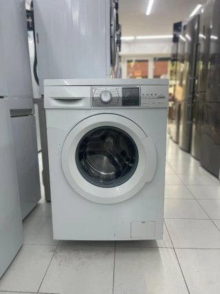 Lavadora marca Balay Blanca 6meses garantia