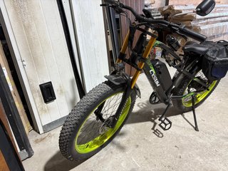 Bicicleta Eléctrica CYSUM Fat Bike