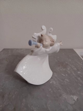 Angelo Nao by Lladro