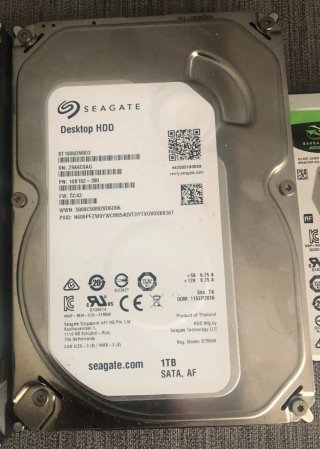 Lote 2 Discos Duros Sata 1TB y 500GB funcionando