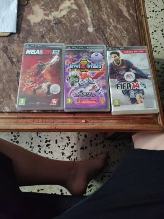 3 Juegos PSP: NBA 2K12, Invizimals, FIFA 14
