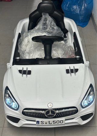 Coche eléctrico infantil Mercedes
