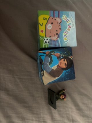 2 Cajas Sorpresa McDonald's y Figura
