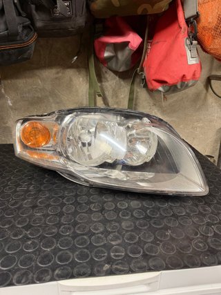 Faro original Audi A4 B7 lado Derecho