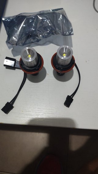 Bombillas LED Coche Faro Angel Eyes
