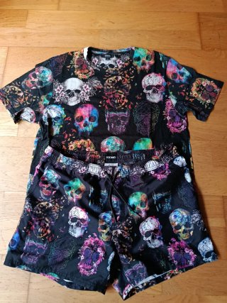Conjunto Camiseta y Bañador Calaveras