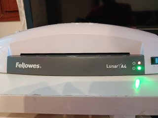 Plastificadora Fellowes Lunar A4