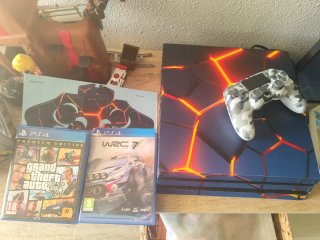 PS4 Pro 1TB con Juegos