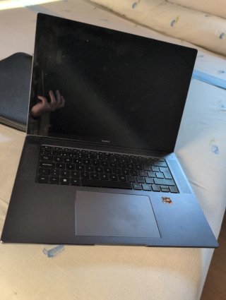 Huawei MateBook 16 Ryzen 5 | 16GB RAM | 512GB SSD