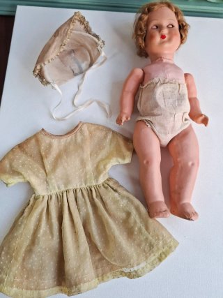 Muñeca antigua HJ años 30 articulada y ojos bascul