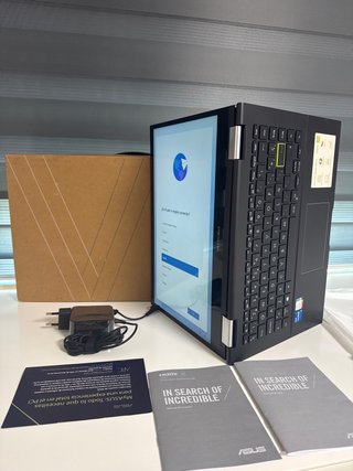 Portátil Asus tactil  NUEVO ESTRENAR