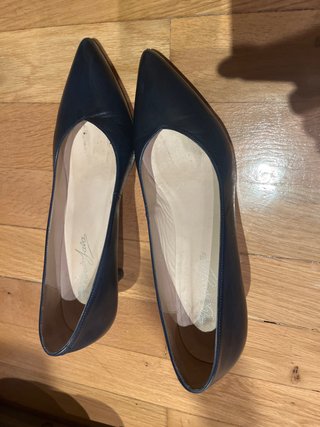 Zapatos de piel azul marino