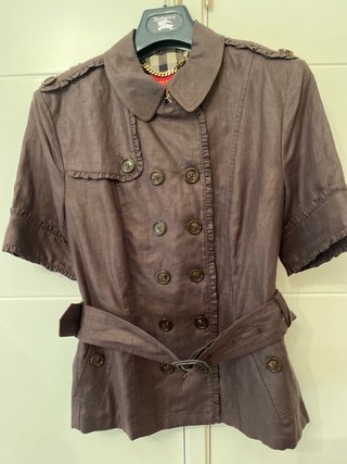 Conjunto Burberry Chaqueta y Falda Talla 42