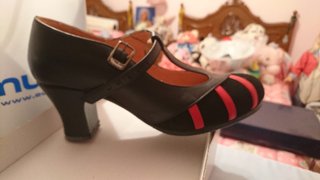 Zapatos Flamenca Piel T-Strap Tacón Negro Rojo