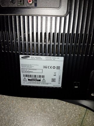 PARA PIEZAS.   TV Samsung 40 Curva.
