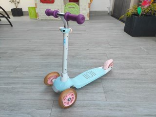 Patinete Infantil Decathlon con luces