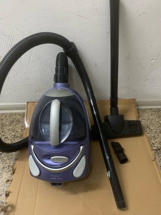 Aspiradora sin bolsa Bluesky 1400W