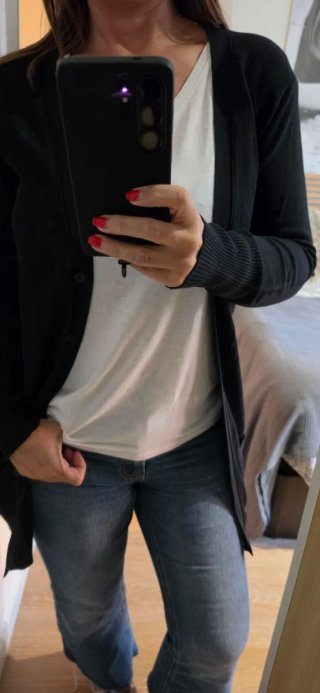 Chaqueta de punto negra