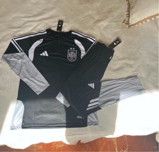 Chándal España 2026/2027 - Talla M