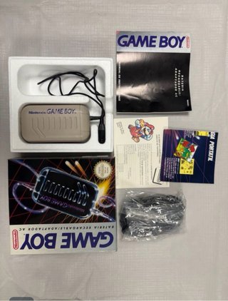 Batería Recargable y Adaptador AC Game Boy