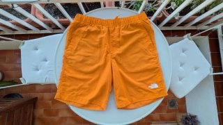 Pantalón corto The North Face naranja Talla S