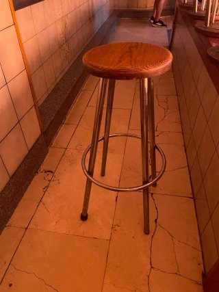 Taburetes vintage bar madera y metal (6)