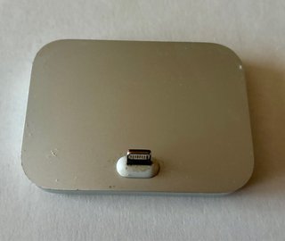 Soporte de Mesa Apple para iPhone