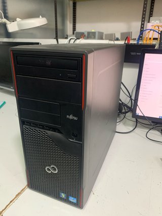Torre Fujitsu Intel i3 4GB RAM 256 SSD