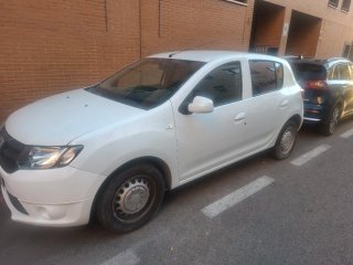 Dacia Sandero 2013