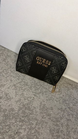 Monedero Guess Negro