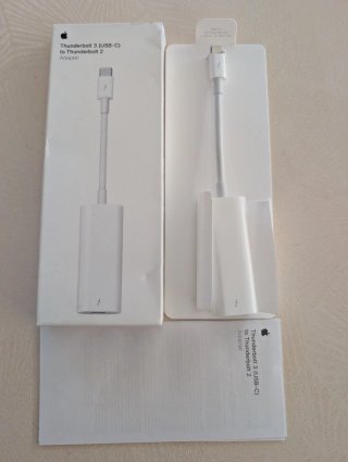 Adaptador Apple TBT3 (USB-C) a Thunderbolt 2