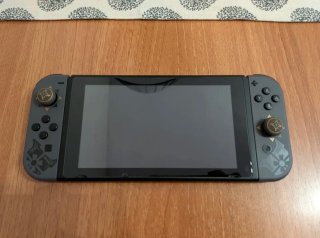 Nintendo Switch Edición Especial Monster Hunter