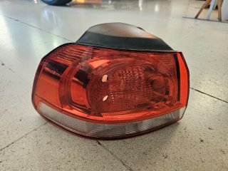 Piloto trasero izquierdo Golf MK6