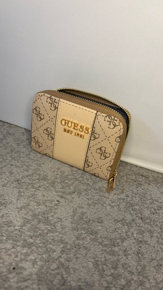 Monedero Guess Beige