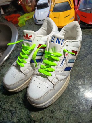 Zapatillas Adidas Edición Limitada
