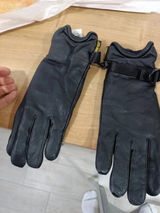 Guantes ITURRI Gore-Tex Negros Manos medinas + o -