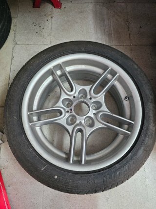 Llanta original BMW 17 M e39. Style 66
