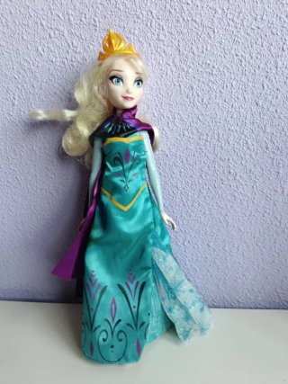 Muñeca Elsa de Frozen