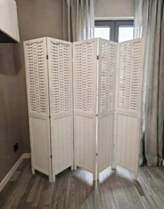 Biombo blanco de madera. NUEVO