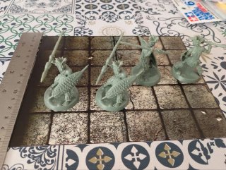 4 Miniaturas de Guerreros Lanceros Africanos