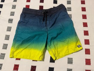 Bañador niño Billabong multicolor. Talla 28
