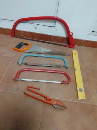 Lote de herramientas manuales