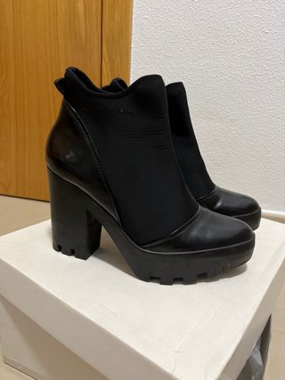 Botines Calvin Klein Negros Talla 37