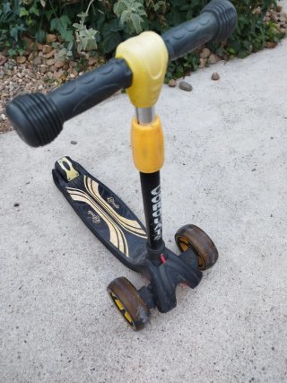 Patinete 3 Ruedas CORQUAT Rollscooter Infantil