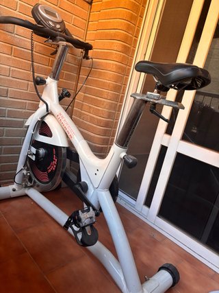 Bicicleta Estática Fitness