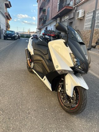 Yamaha Tmax 530