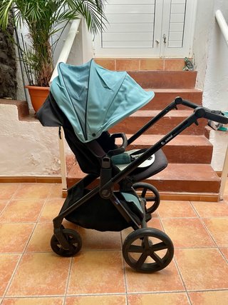 Carrito de bebé y niñas/os Jané