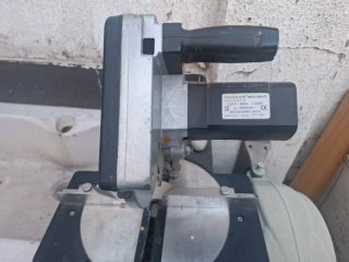 Sierra ingletadora BDST0-1200L
